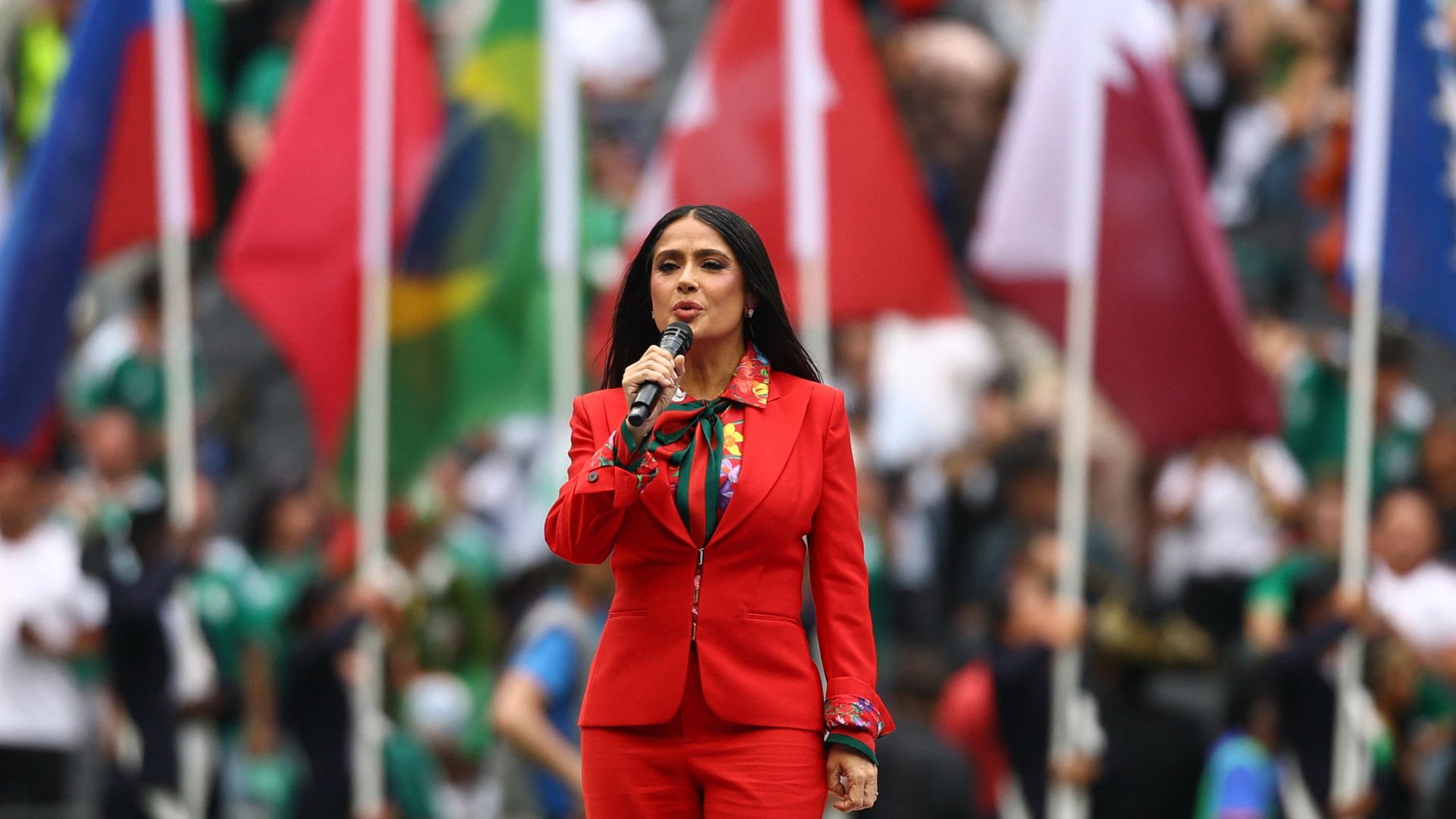 Salma Hayek Conmueve al Mundo con Emotivo Discurso en la Inauguración del Mundial 2026